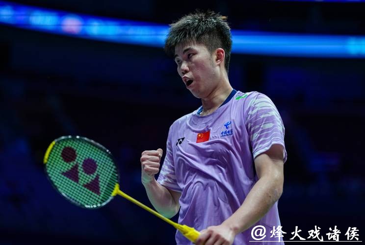 中国羽毛球大师赛 翁泓阳战胜小波波夫晋级决赛 中国羽毛球大师赛 翁泓阳战胜小波波夫晋级决赛